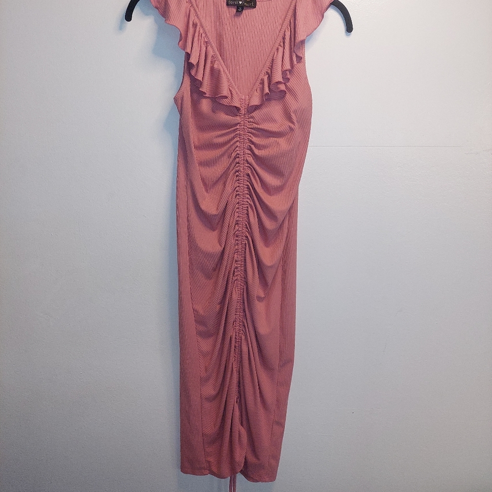 Women's pink dress